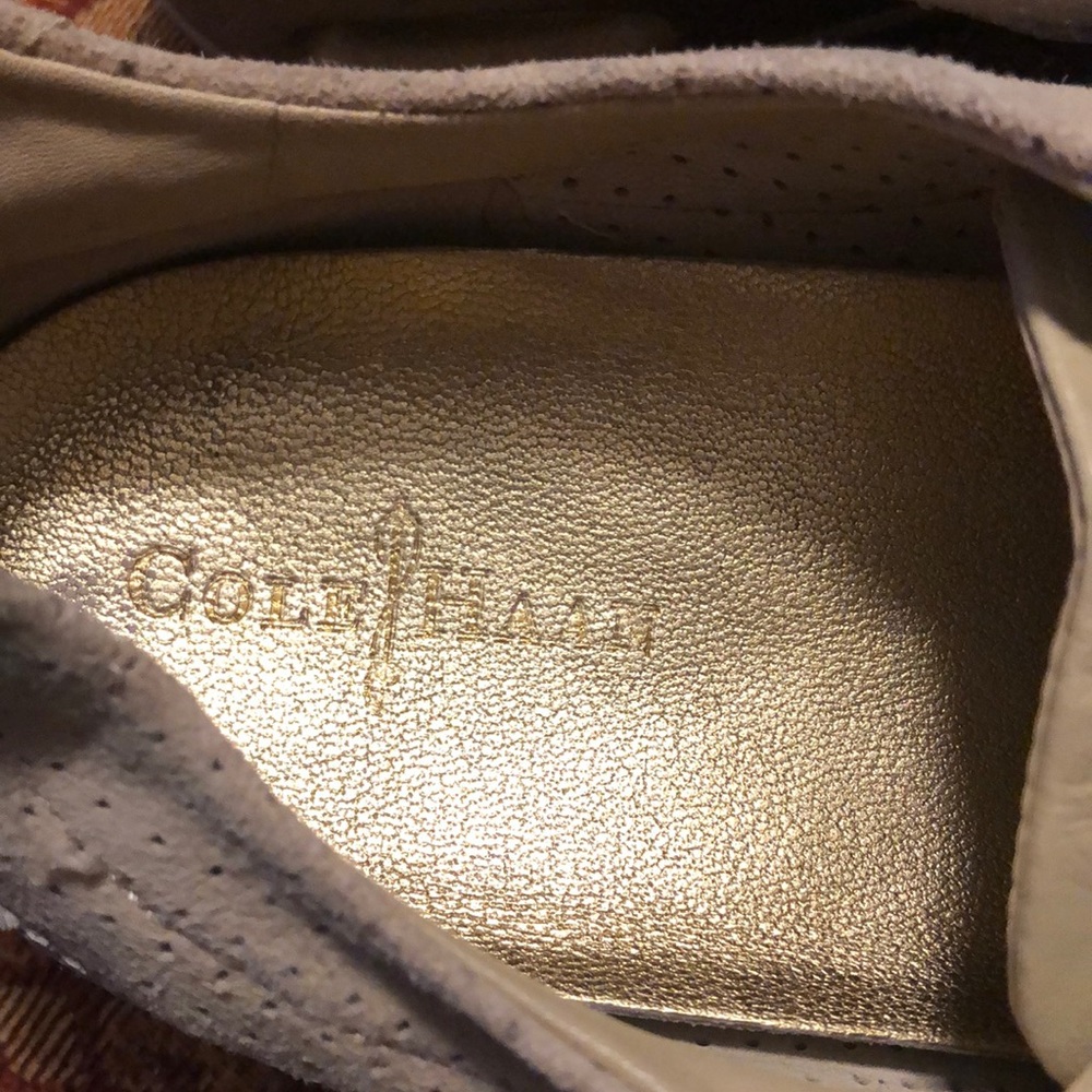 Shoes - Picture 2 of 4
